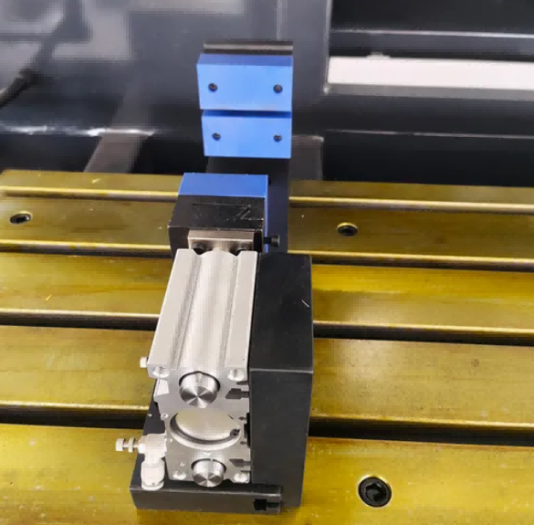 Автоматты құрал ауыстырғышы бар 4M CNC өңдеу орталығы (ATC)