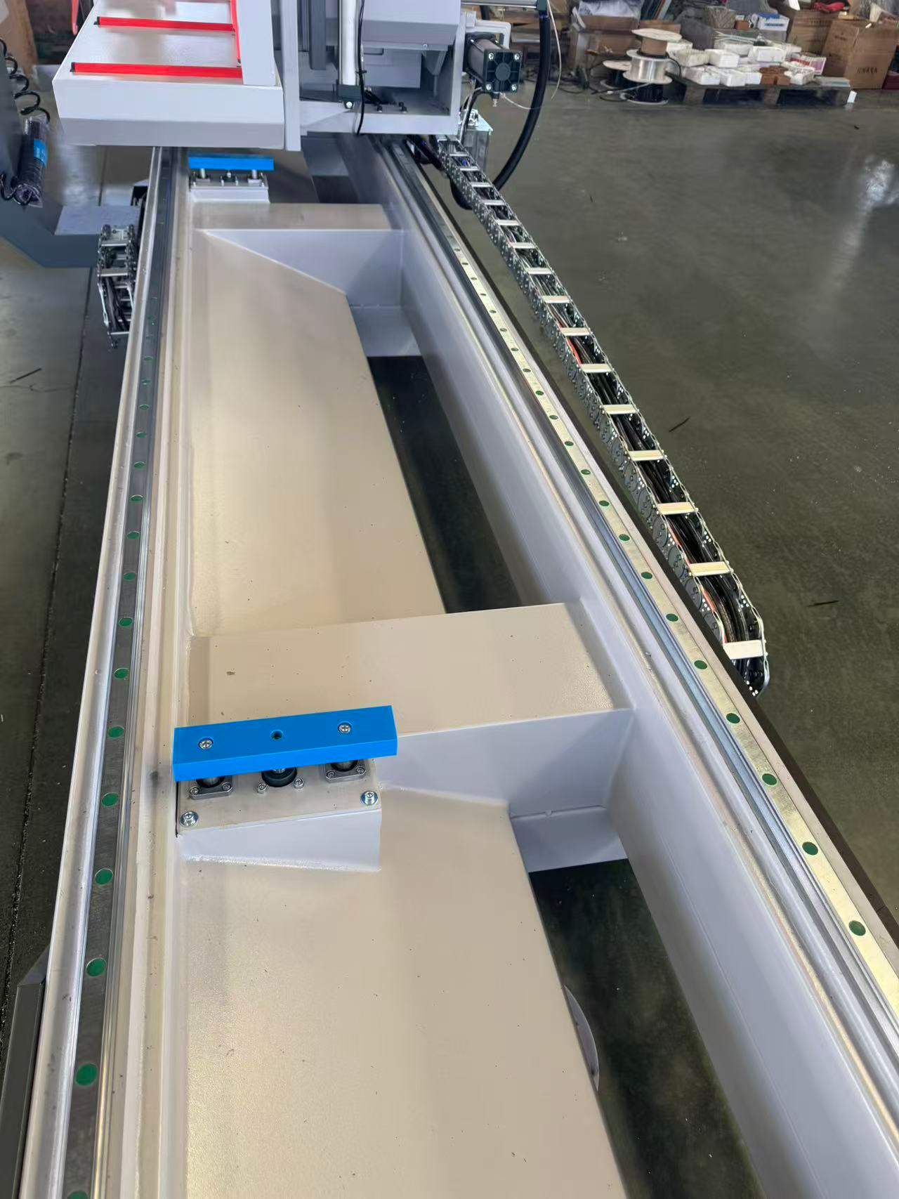 550 CNC жоғары дәлдіктегі ішкі айналмалы ара (45°/90°)