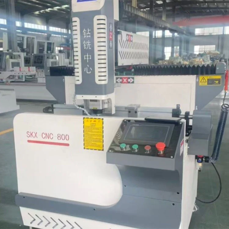 Өнеркәсіптік алюминий профиліне арналған 800 мм CNC өңдеу орталығы