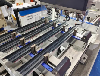 Precision 4-басты CNC алюминий перде қабырғаларын бұрғылау машинасы